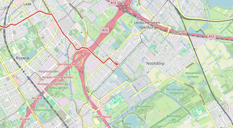 Kaart van de omgeving van de melding, met de kazerne die is gealarmeerd