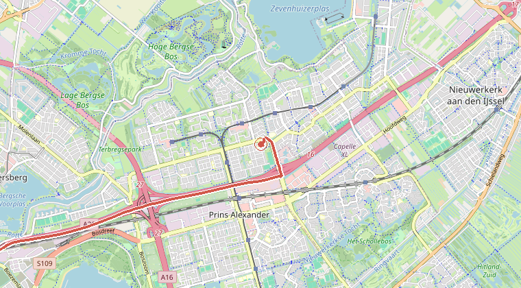 Kaart van de omgeving van de melding, met de kazerne die is gealarmeerd