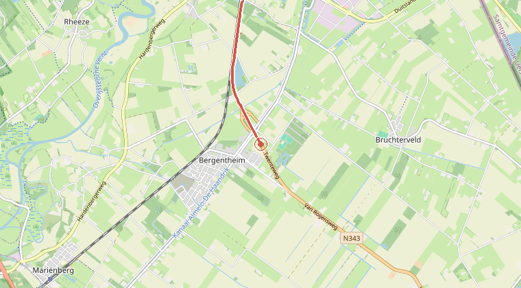 Kaart van de omgeving van de melding, met de kazerne die is gealarmeerd