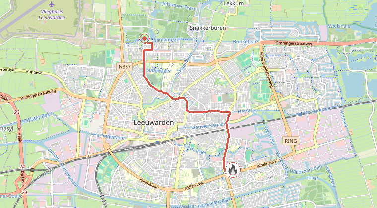 Kaart van de omgeving van de melding, met de kazerne die is gealarmeerd