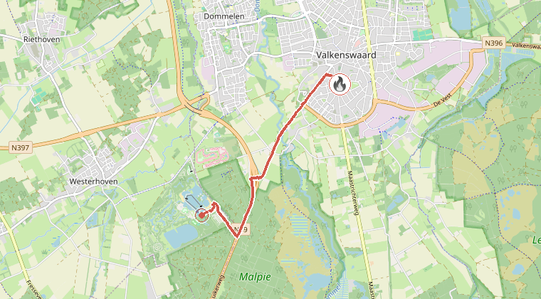 Kaart van de omgeving van de melding, met de kazerne die is gealarmeerd