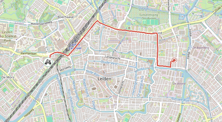 Kaart van de omgeving van de melding, met de kazerne die is gealarmeerd