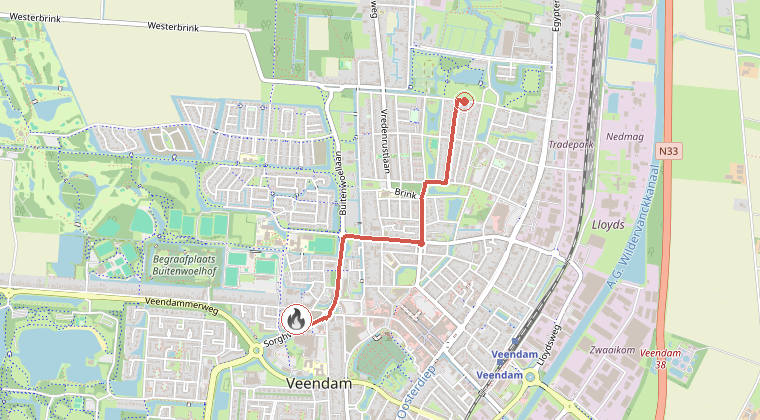 Kaart van de omgeving van de melding, met de kazerne die is gealarmeerd