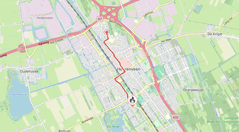 Kaart van de omgeving van de melding, met de kazerne die is gealarmeerd