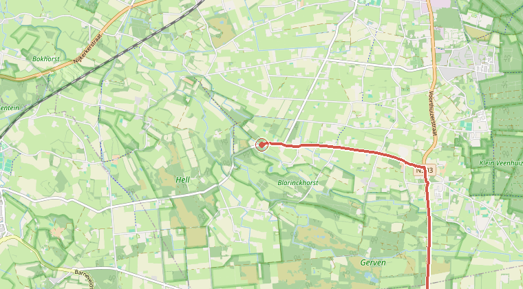 Kaart van de omgeving van de melding, met de kazerne die is gealarmeerd