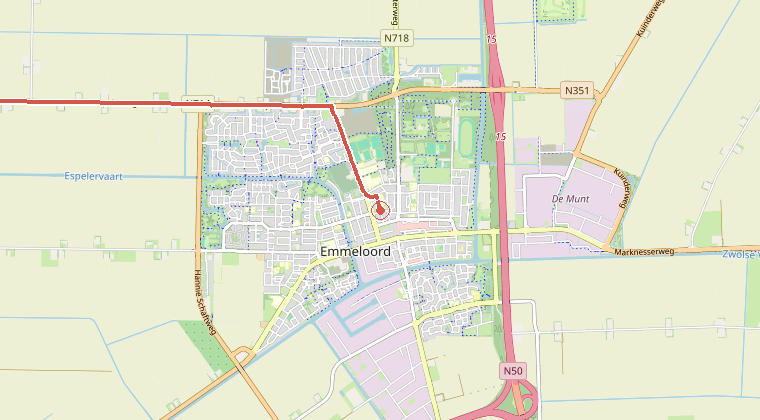 Kaart van de omgeving van de melding, met de kazerne die is gealarmeerd