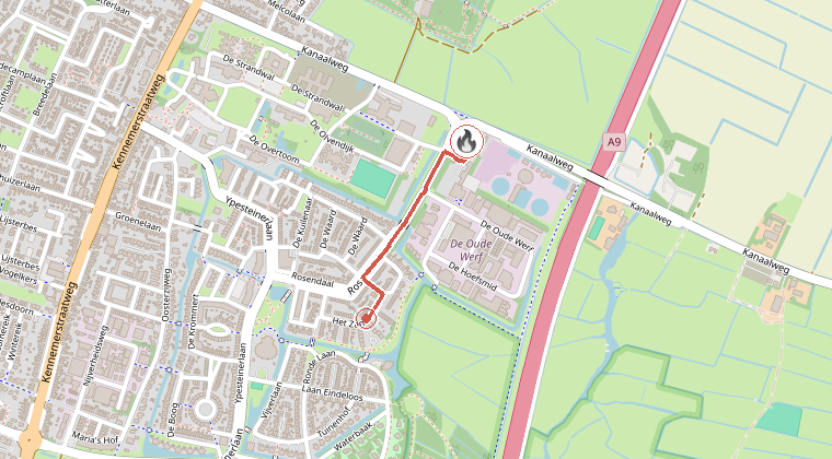 Kaart van de omgeving van de melding, met de kazerne die is gealarmeerd