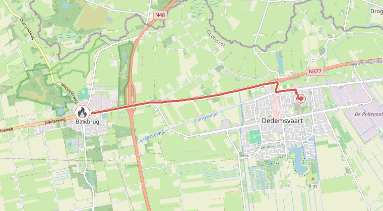Kaart van de omgeving van de melding, met de kazerne die is gealarmeerd