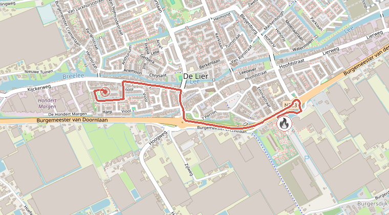 Kaart van de omgeving van de melding, met de kazerne die is gealarmeerd