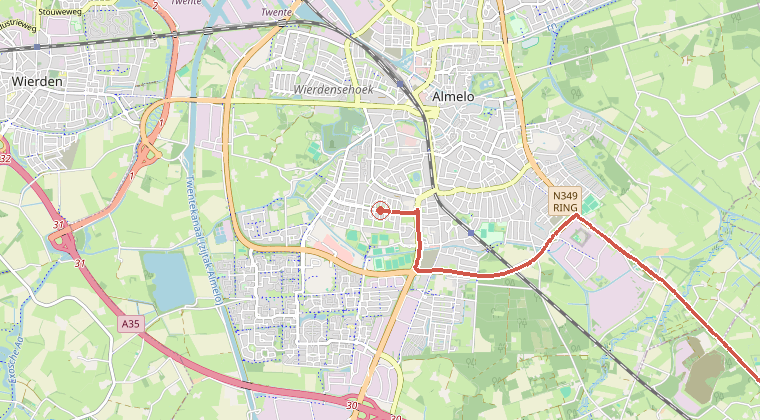 Kaart van de omgeving van de melding, met de kazerne die is gealarmeerd