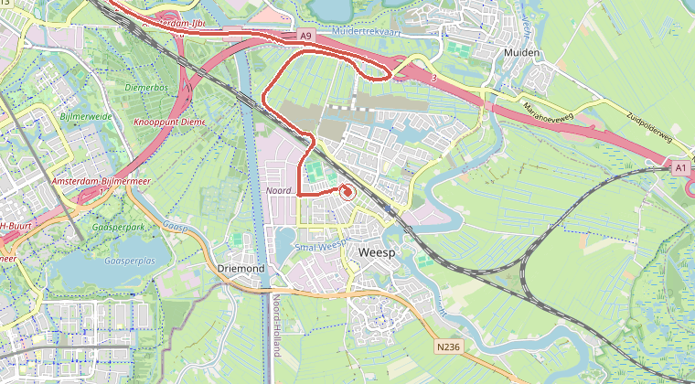 Kaart van de omgeving van de melding, met de kazerne die is gealarmeerd