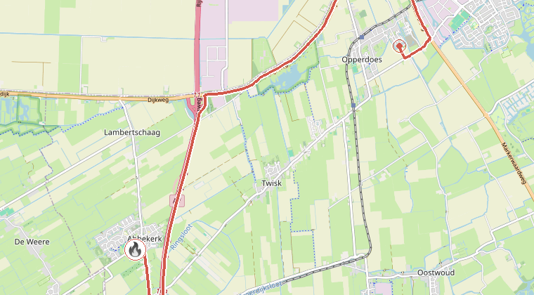 Kaart van de omgeving van de melding, met de kazerne die is gealarmeerd