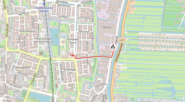 Kaart van de omgeving van de melding, met de kazerne die is gealarmeerd