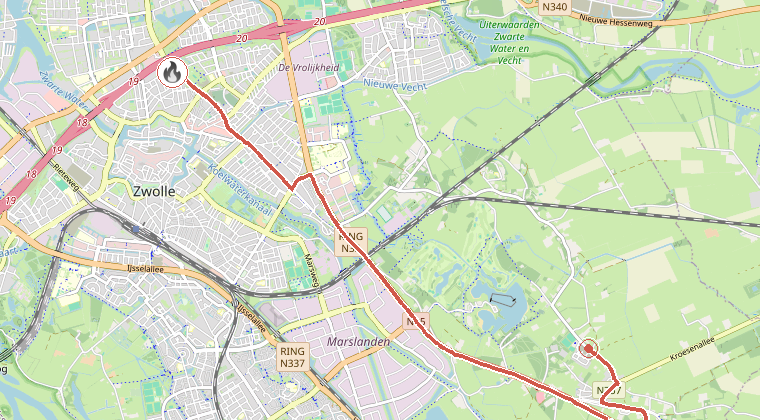 Kaart van de omgeving van de melding, met de kazerne die is gealarmeerd