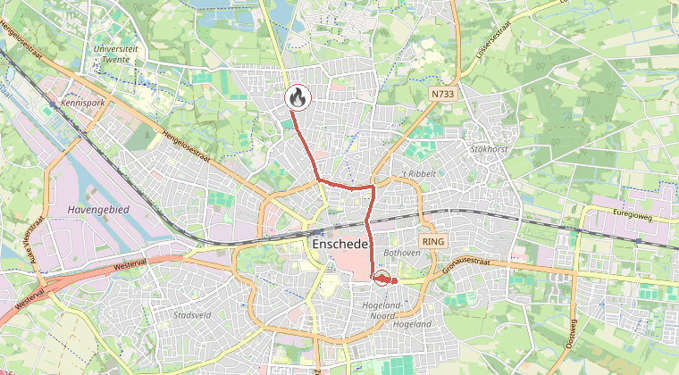 Kaart van de omgeving van de melding, met de kazerne die is gealarmeerd