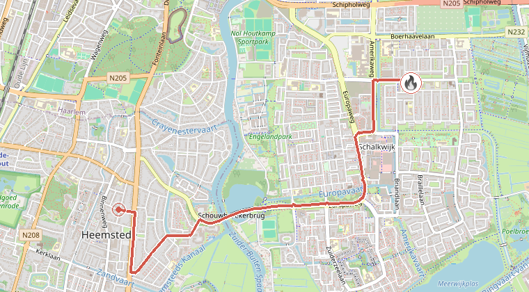 Kaart van de omgeving van de melding, met de kazerne die is gealarmeerd