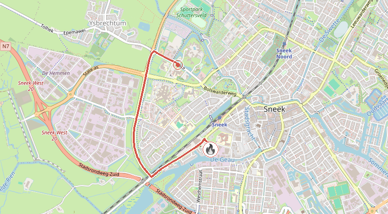Kaart van de omgeving van de melding, met de kazerne die is gealarmeerd