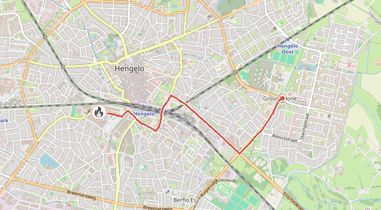 Kaart van de omgeving van de melding, met de kazerne die is gealarmeerd