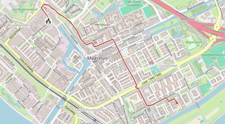 Kaart van de omgeving van de melding, met de kazerne die is gealarmeerd