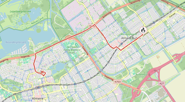 Kaart van de omgeving van de melding, met de kazerne die is gealarmeerd