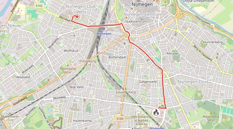 Kaart van de omgeving van de melding, met de kazerne die is gealarmeerd