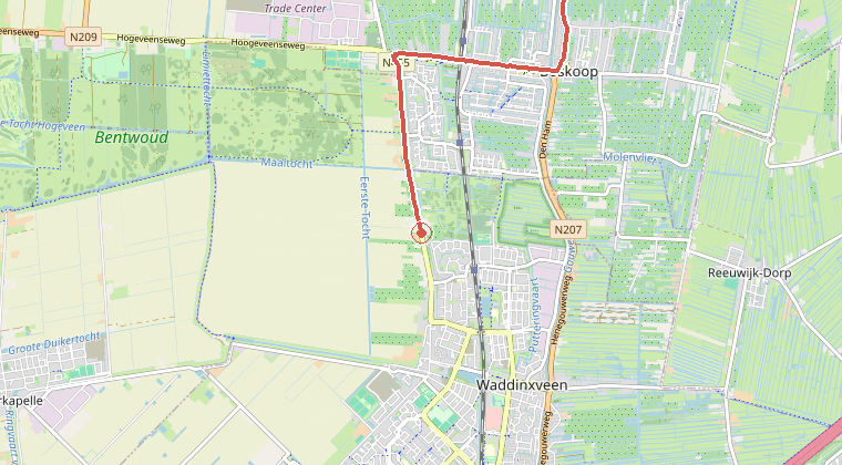 Kaart van de omgeving van de melding, met de kazerne die is gealarmeerd