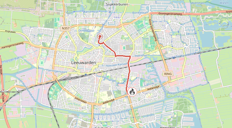 Kaart van de omgeving van de melding, met de kazerne die is gealarmeerd