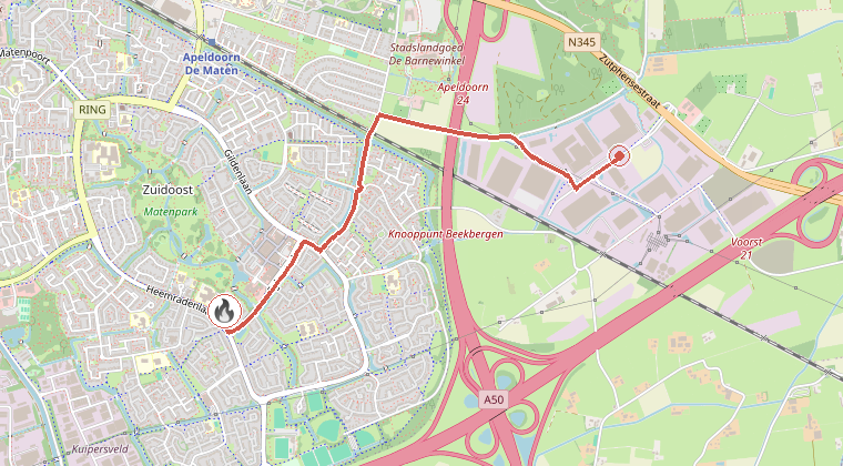 Kaart van de omgeving van de melding, met de kazerne die is gealarmeerd