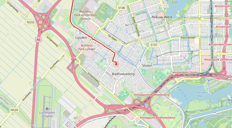 Kaart van de omgeving van de melding, met de kazerne die is gealarmeerd