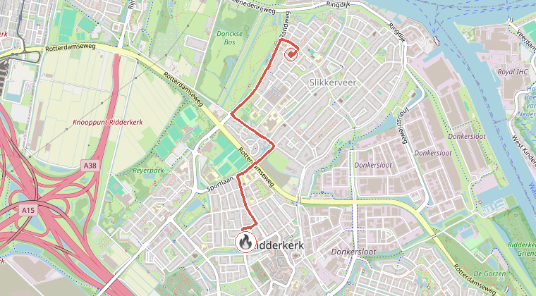 Kaart van de omgeving van de melding, met de kazerne die is gealarmeerd