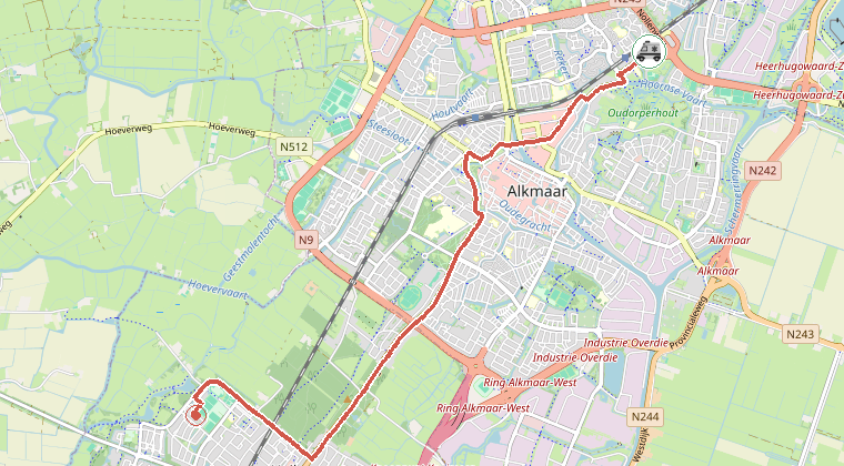 Kaart van de omgeving van de melding, met de kazerne die is gealarmeerd