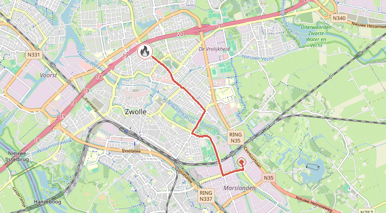 Kaart van de omgeving van de melding, met de kazerne die is gealarmeerd