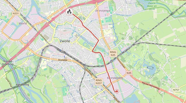 Kaart van de omgeving van de melding, met de kazerne die is gealarmeerd