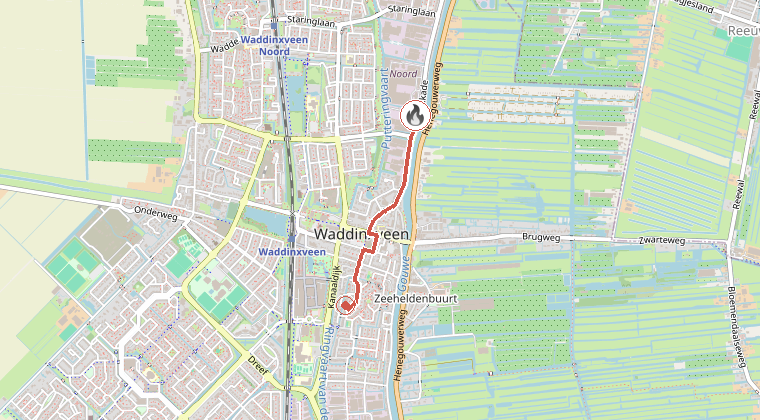Kaart van de omgeving van de melding, met de kazerne die is gealarmeerd