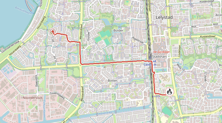 Kaart van de omgeving van de melding, met de kazerne die is gealarmeerd