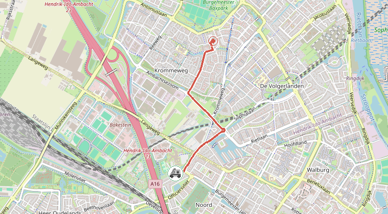 Kaart van de omgeving van de melding, met de kazerne die is gealarmeerd