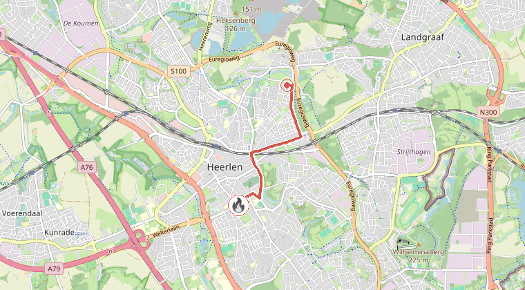 Kaart van de omgeving van de melding, met de kazerne die is gealarmeerd