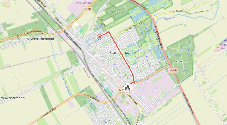 Kaart van de omgeving van de melding, met de kazerne die is gealarmeerd