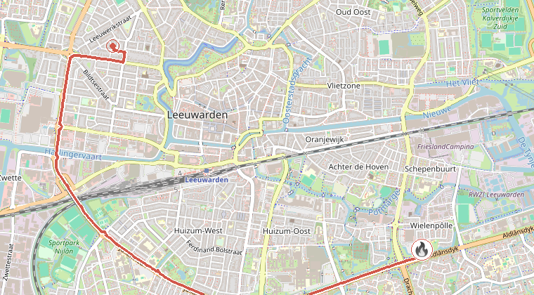 Kaart van de omgeving van de melding, met de kazerne die is gealarmeerd