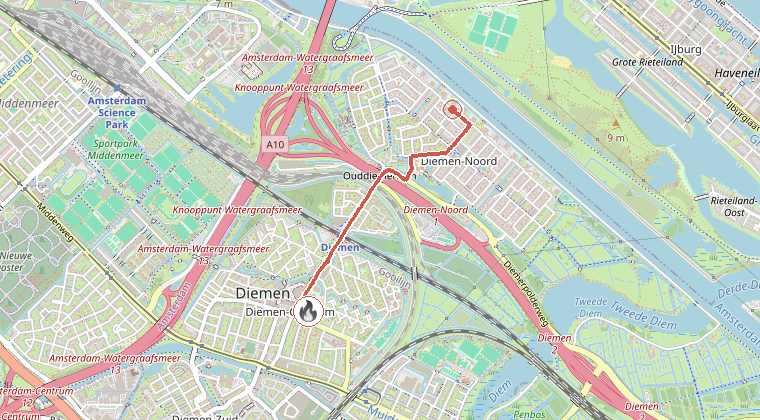 Kaart van de omgeving van de melding, met de kazerne die is gealarmeerd