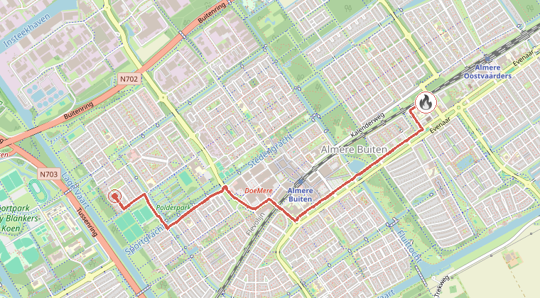 Kaart van de omgeving van de melding, met de kazerne die is gealarmeerd