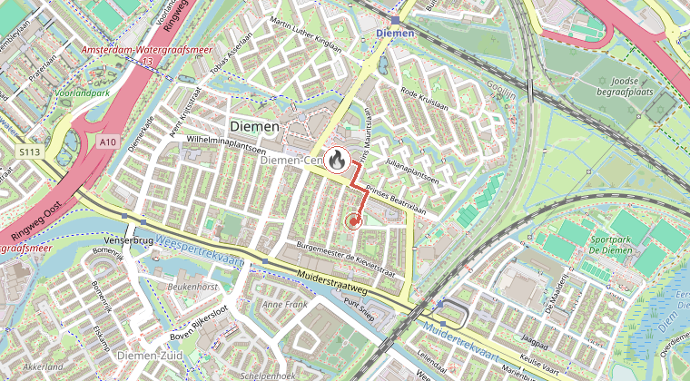 Kaart van de omgeving van de melding, met de kazerne die is gealarmeerd