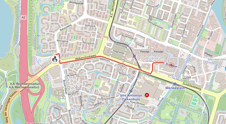 Kaart van de omgeving van de melding, met de kazerne die is gealarmeerd