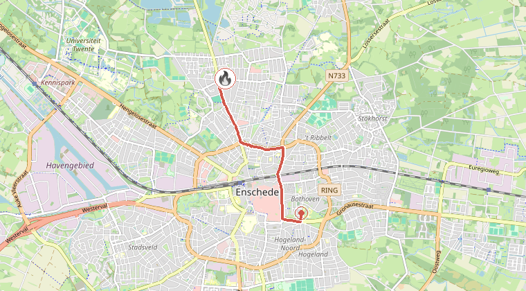 Kaart van de omgeving van de melding, met de kazerne die is gealarmeerd