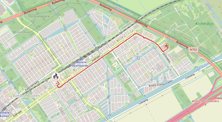 Kaart van de omgeving van de melding, met de kazerne die is gealarmeerd