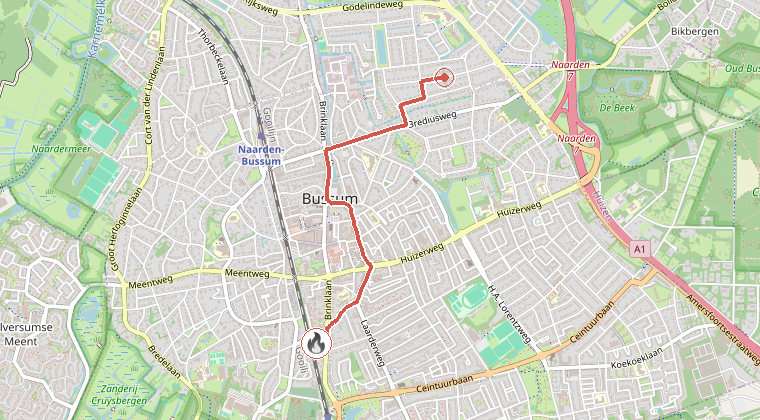 Kaart van de omgeving van de melding, met de kazerne die is gealarmeerd