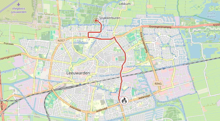 Kaart van de omgeving van de melding, met de kazerne die is gealarmeerd