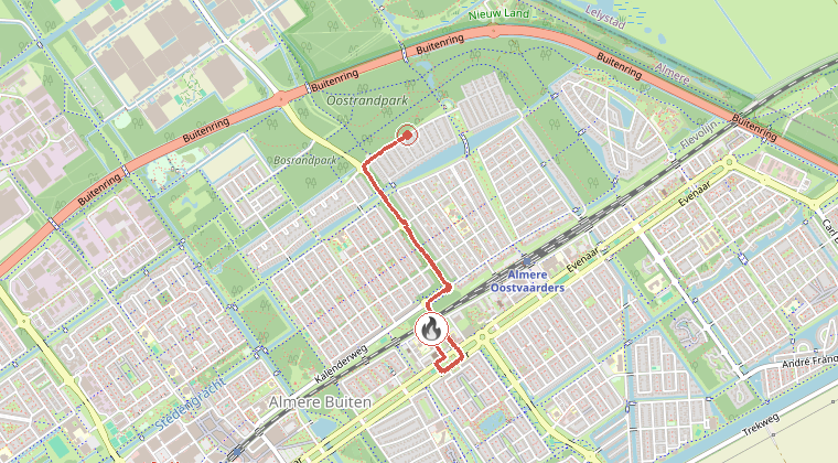 Kaart van de omgeving van de melding, met de kazerne die is gealarmeerd
