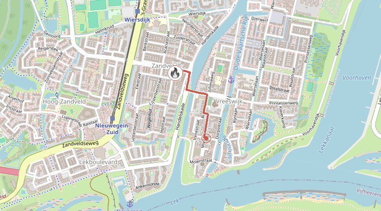 Kaart van de omgeving van de melding, met de kazerne die is gealarmeerd