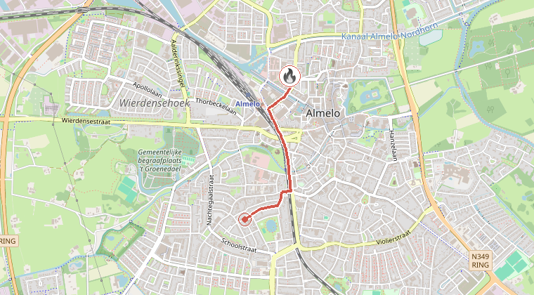 Kaart van de omgeving van de melding, met de kazerne die is gealarmeerd